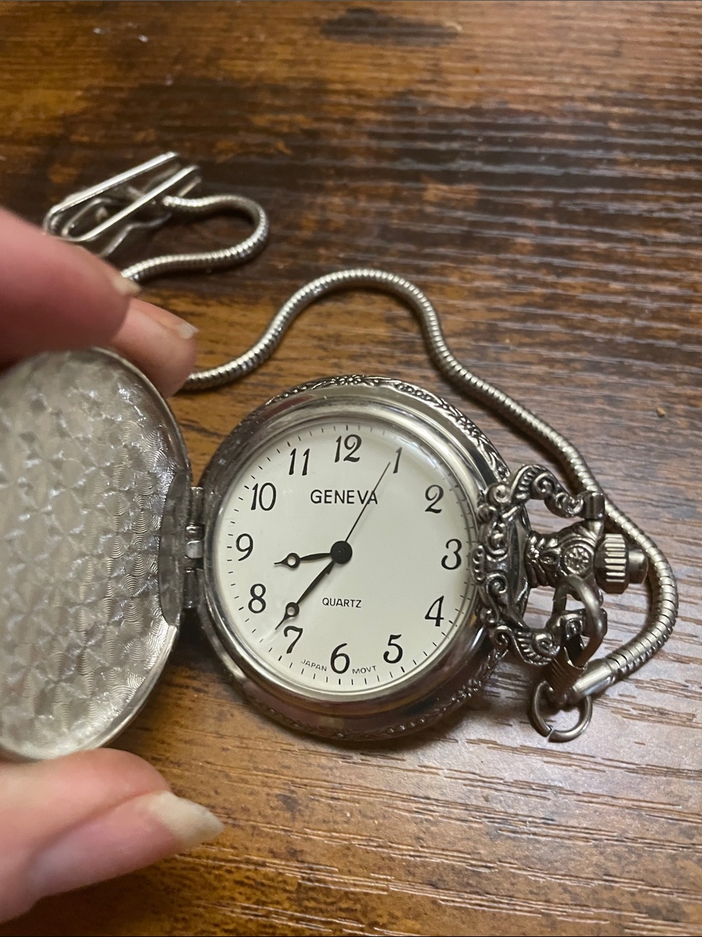 Geneva Silver Pocket Watch with Chain - Classic Men’s Accessory